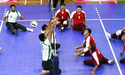 مسابقات والیبال نشسته جانبازان و معلولان در شاهرود آغاز شد